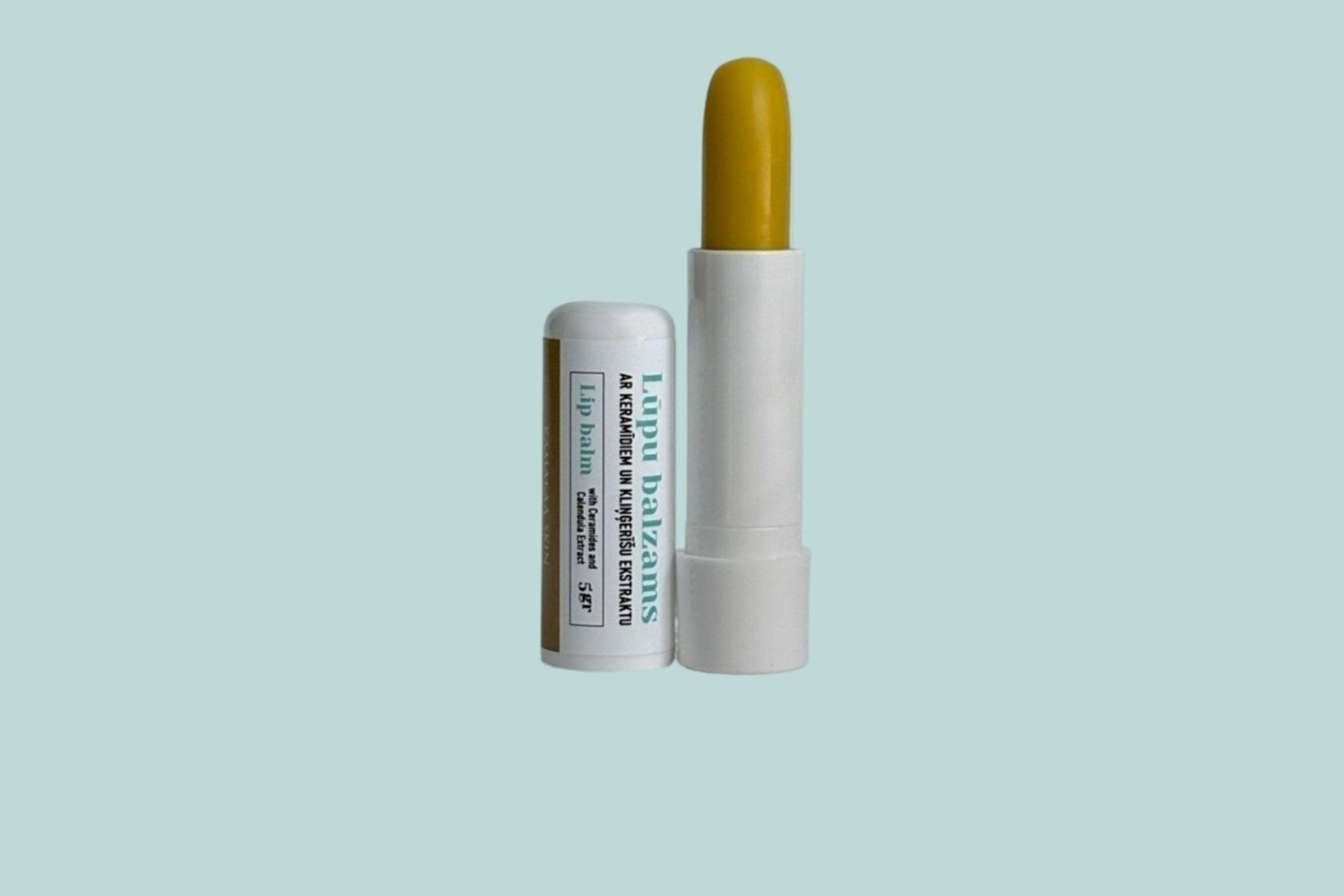 Lip balm with ceramides and calendula extract 5gr