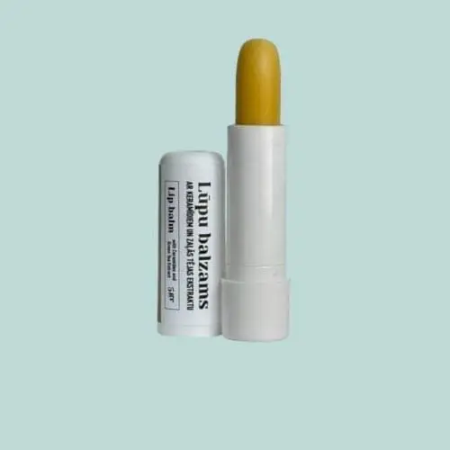 Lūpu balzāms ar keramīdiem un zaļās tējas ekstraktu 5gr